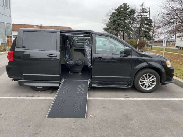 2019 Savaria Side Entry for Dodge Grand Caravan SXT