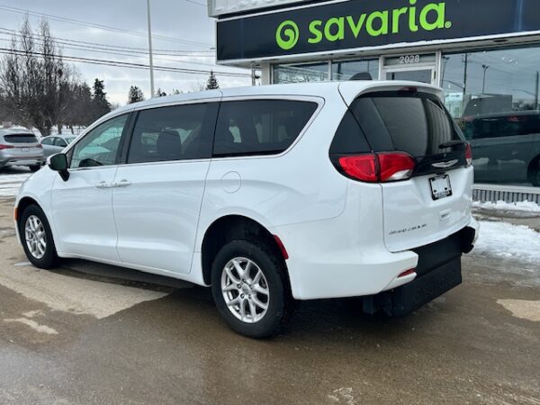 2023 Driverge Rear Entry for Chrysler Grand Caravan