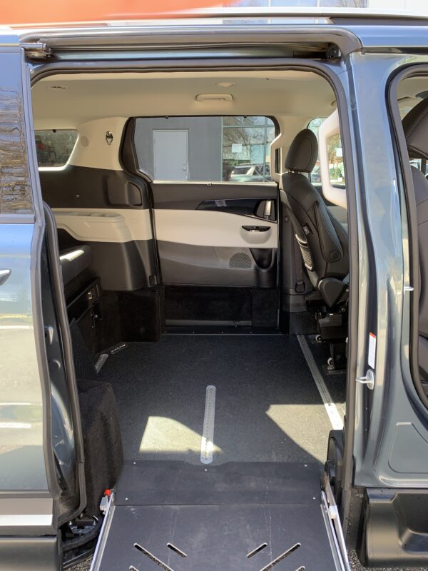 2024 Driverge Side Entry for Kia Carnival EX
