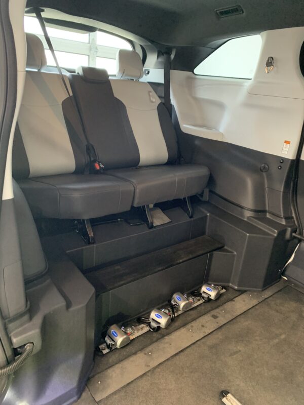 2023 VMI Side Entry for Toyota Sienna Hybrid XSE AWD