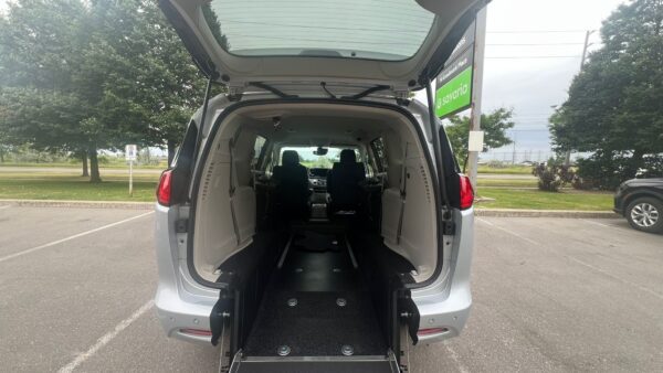 2024 Driverge Rear Entry for Chrysler Grand Caravan