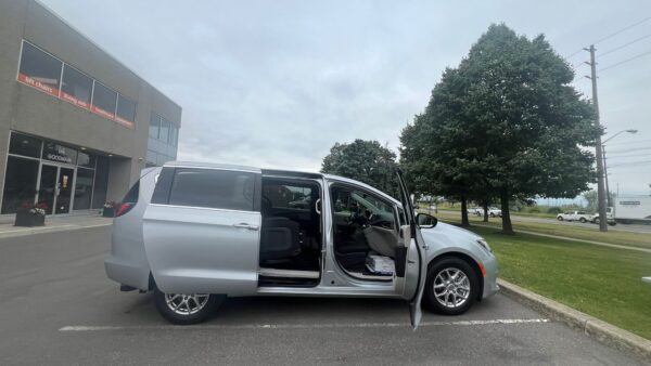2024 Driverge Rear Entry for Chrysler Grand Caravan