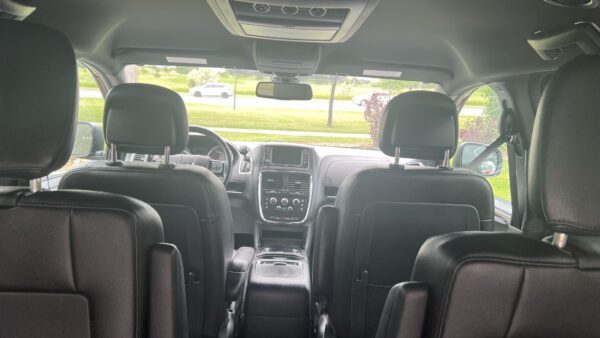 2020 Driverge Rear Entry for Dodge Grand Caravan