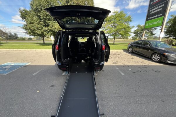 2026 Driverge Rear Entry for Chrysler Grand Caravan SXT